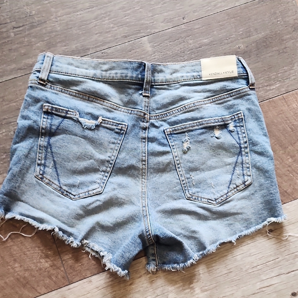 Kendall & Kylie Light Wash Distressed Denim Cutoff Shorts The Icon Short Size 9